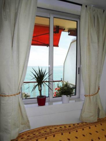 Cros De Cagnes Apartment Luaran gambar